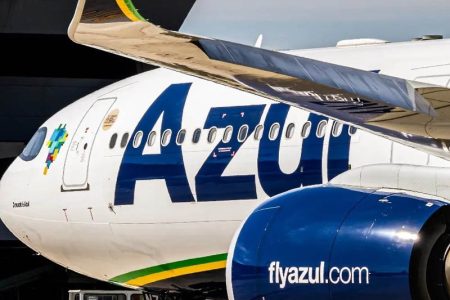 Incidente com avião da Azul fecha aeroporto de Florianópolis