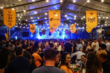 Festa Amigos do Monge chega à 13ª edição para celebrar as culturas belga e alemã