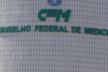 CFM: Médicos terão que declarar vínculos com farmacêuticas e empresas