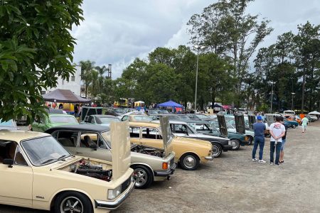 Joinville: 12º Encontro de Opalas & Caravans e comédia “Pronto! Socorro!” no Campus Park UniSociesc