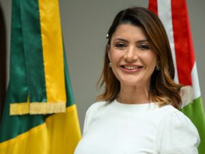 Catiane Seif assume titularidade da Secretaria de Estado do Turismo