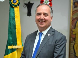 Kennedy Nunes assume a Casa Civil