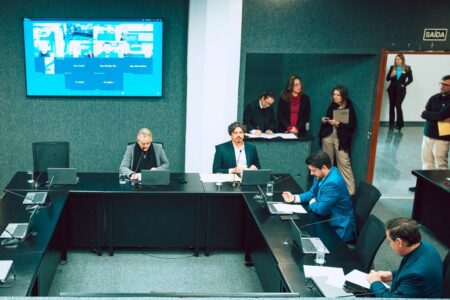 Comissão da Alesc dá aval para projeto que proíbe danças obscenas nas escolas catarinenses