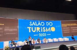 Bombinhas marca presença no 9º Salão do Turismo, em São Paulo