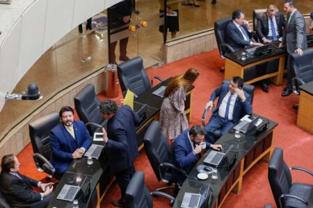 Alesc aprova projeto que cria diretrizes para uso de inteligência artificial na administração pública