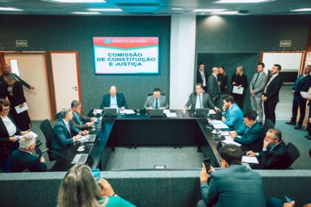 Alesc: projeto que normatiza criação e comercialização de animais passa pela CCJ
