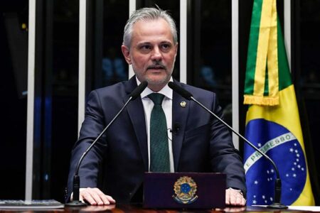 Beto Martins é empossado senador por Santa Catarina