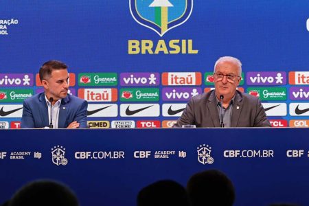 Eliminatórias da Copa 2026 | Seleção Brasileira é convocada para jogos contra Equador e Paraguai