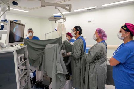 SC deve registrar quase 2,5 mil casos de câncer de intestino em 2024