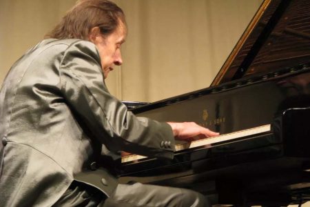 Referência no piano brasileiro, Arthur Moreira Lima, morre em Florianópolis aos 84 anos