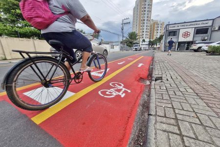 Itajaí amplia interligação da malha cicloviária