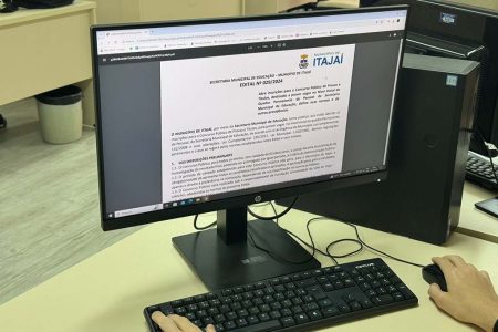 Itajaí abre inscrições para concurso público com 151 vagas na Educação