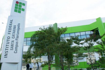 IFSC abre inscrições para especializações; três são totalmente a distância