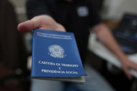 Taxa de desocupação de SC cai para 2,8%, o menor percentual em 10 anos