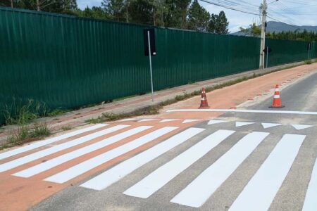 Garopaba revitaliza sinalização viária na Estrada Geral da Praia da Barra