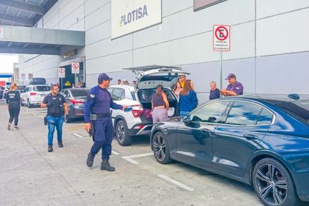 Navegantes: Ação no aeroporto coíbe transporte irregular de passageiros