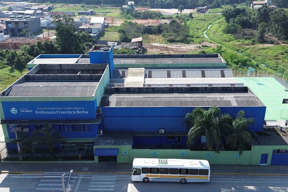 balneario picarras educacao 2025 hojesc