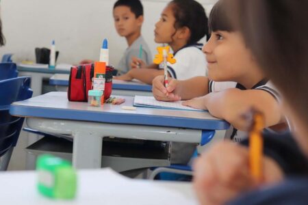 Blumenau: ano letivo de 2025 inicia no dia 10 de fevereiro