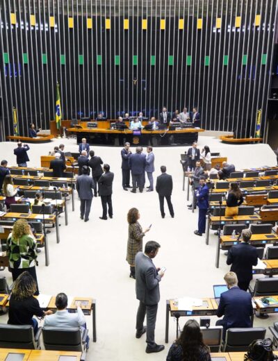 Santa Catarina elegerá dezesseis deputados federais nas eleições 2026
