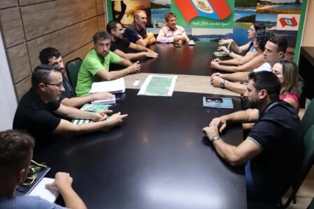 Porto Belo e Bombinhas alinham estratégias para melhorias na Estrada Parque