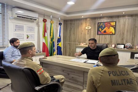 Prefeito Tiago Baltt solicita aumento de policiais efetivos em Balneário Piçarras