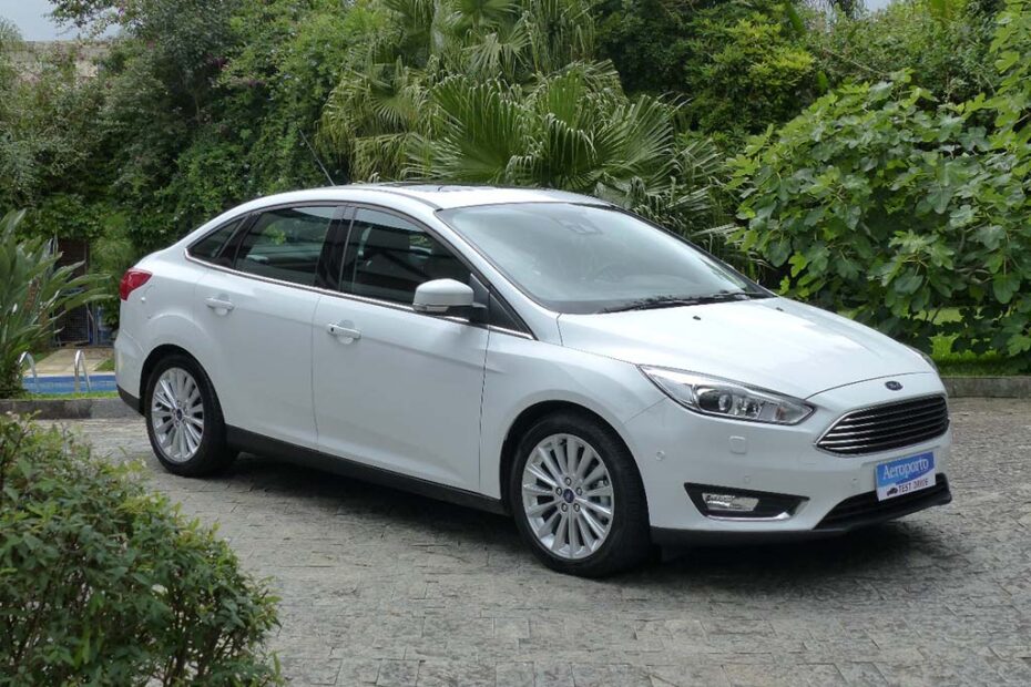 Focus Fastback Titanium Plus 2016 - 1