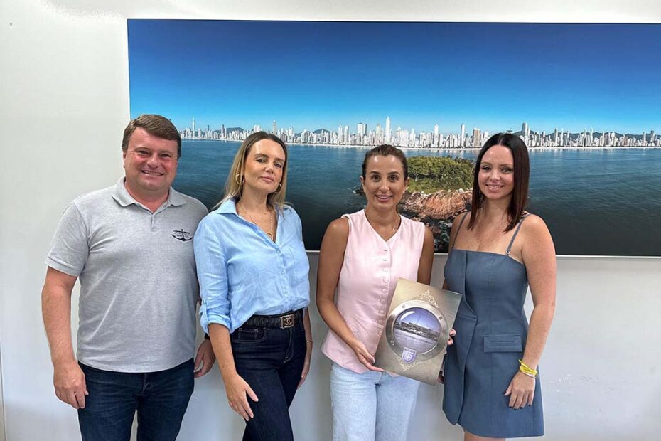 Instalação Portuária de Turismo alfandegada