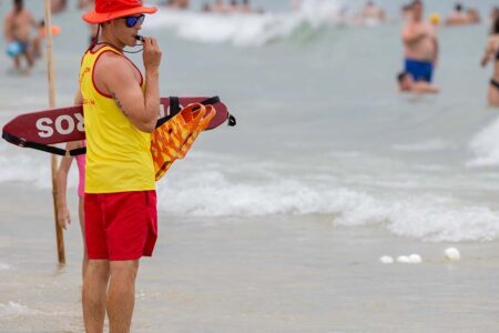 Corpo de Bombeiros de SC orienta turistas para um carnaval mais seguro