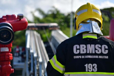 Bombeiro Militar de Santa Catarina está entre os mais bem remunerados do País