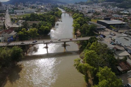 SC avança na proteção contra enchentes com obras nos rios do Vale do Itajaí