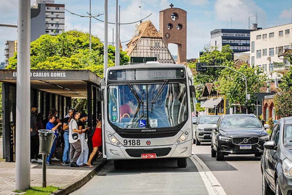 blumenau onibus hojesc