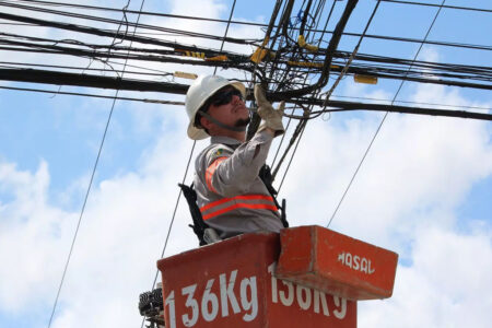 Celesc informa interrupção na rede de energia em três bairros de Porto Belo