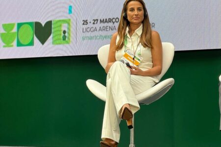 Balneário Camboriú: Juliana Pavan apresenta avanços na Smart City Expo Curitiba 2025
