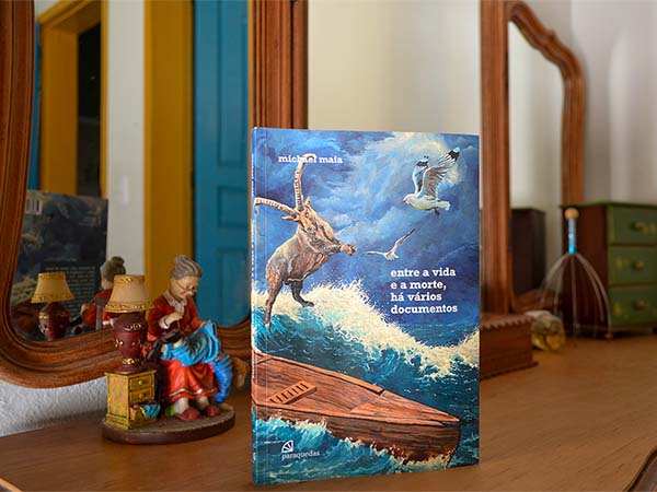 Entre a vida e a morte, há vários documentos livro-se