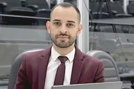 Após prisão por violência doméstica, Câmara de Lages aprova pedido de impeachment do vice-prefeito Jair Junior