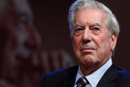 Morre Mario Vargas Llosa, escritor e Nobel de Literatura, aos 89 anos
