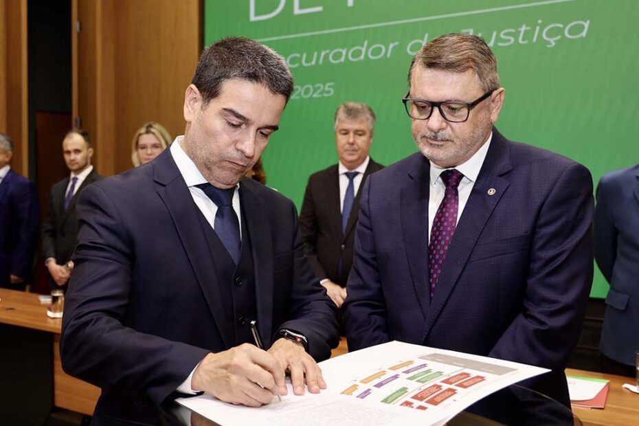 Posse Procurador Júlio Locatelli MPSC