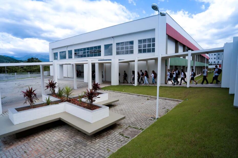 escola estadual santa catarina hojesc