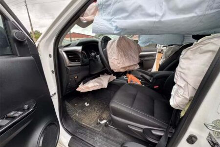 Secretário de Infraestrutura de SC sofre acidente após carro ser atingido por pneu de caminhão