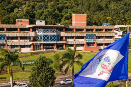 Prefeitura de Joinville abre PSS com vagas em todos os níveis