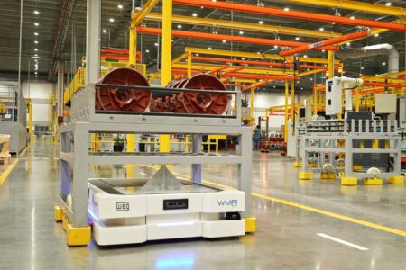 WEG e Senior anunciam primeiro robô com IA e tecnologia 100% brasileira
