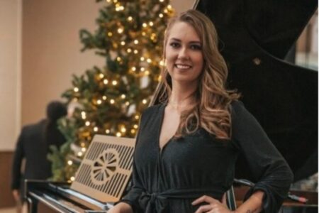 Balneário Camboriú: Teatro Bruno Nitz recebe pianista Bettina Michalak