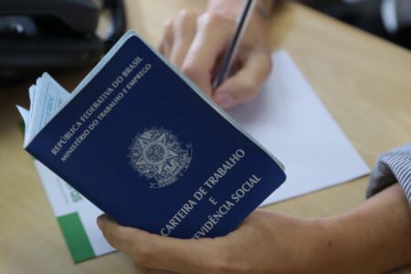 Sine SC anuncia feirões de emprego para o mês de maio
