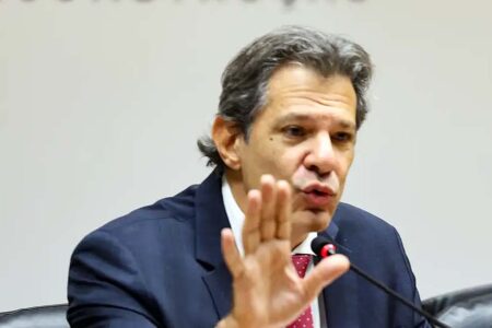 Haddad afirma que decisão sobre como compensar IOF será tomada até o fim da semana