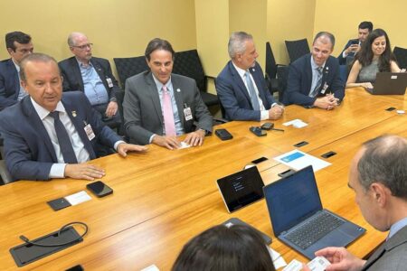 Jorginho assegura mais de US$ 500 milhões em projetos com o Banco Mundial em Washington (EUA)