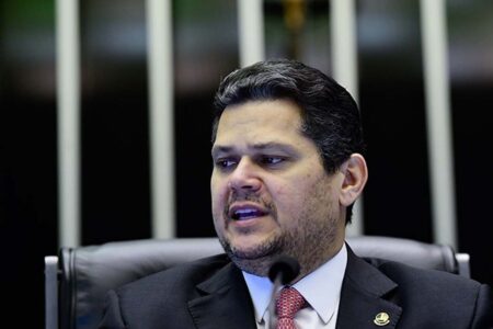 Alcolumbre autoriza criação de CPI do INSS que investigará fraudes contra aposentados