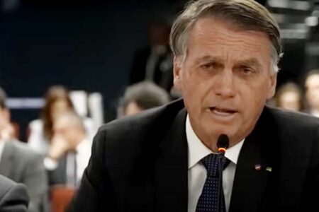 Moraes interroga Bolsonaro no caso sobre tentativa de golpe de estado; assista aqui na íntegra