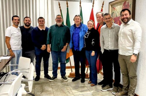 Camboriú: Leonel Pavan e Celesc discutem retirada de fiação obsoleta e instalação de subestação