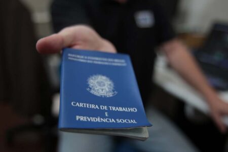 Feirão de emprego em Joinville oferece mais de 100 vagas no setor supermercadista