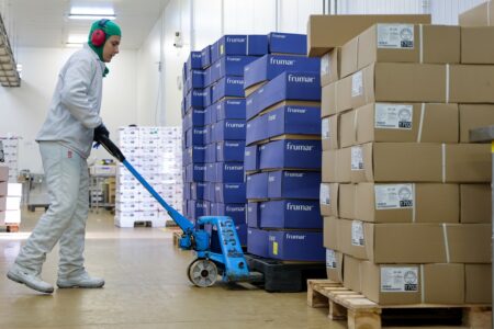 Sine oferece mais de oito mil vagas de emprego em Santa Catarina; veja em quais regiões